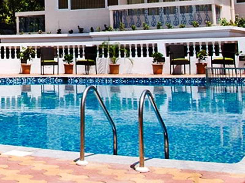 Quality Inn Ocean Palms Goa Calangute Exterior foto